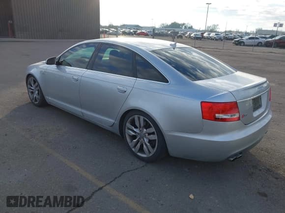 ✅ 2007 Audi S6 • VIN: WAUGN94F37N034091 • Lot: 43806522. Listed on IAAI with 132,148 mi. Free auction sales archive from the USA and detailed vehicle history report at DreamBid. Image 3.