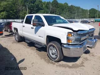 2016 Chevrolet Silverado 2500HD Work Truck z VIN 1GC1KUEG0GF116592, wystawiony jako IAAI lot #42623443 z przebiegiem 235 302 mil mil oraz . Historia ofert i sprzedaży dostępna na DreamBid. Obrazek 1.