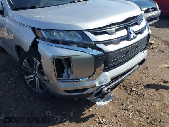 ✅ 2020 Mitsubishi Outlander ES • VIN: JA4AR3AU4LU024712 • Lot: 43433519. Listed on IAAI with 63,260 mi. Free auction sales archive from the USA and detailed vehicle history report at DreamBid. Image 6.