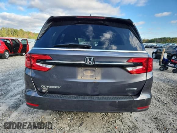 ✅ 2021 Honda Odyssey Touring • VIN: 5FNRL6H80MB004102 • Лот: 91847945. Опубликован ранее на Copart с пробегом 68 288 миль. Бесплатный доступ к архиву аукционных продаж из США и подробный отчёт об истории автомобиля на DreamBid. Изображение 6.