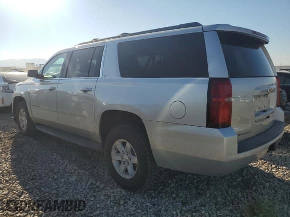 ✅ 2018 Chevrolet Suburban LT • VIN: 1GNSKHKC4JR117139 • Lot: 70293104. Wystawiony na Copart z przebiegiem 165 196 mil. Bezpłatny archiwum sprzedaży aukcyjnych z USA i szczegółowy raport historii pojazdu na DreamBid. Zdjęcie 2.