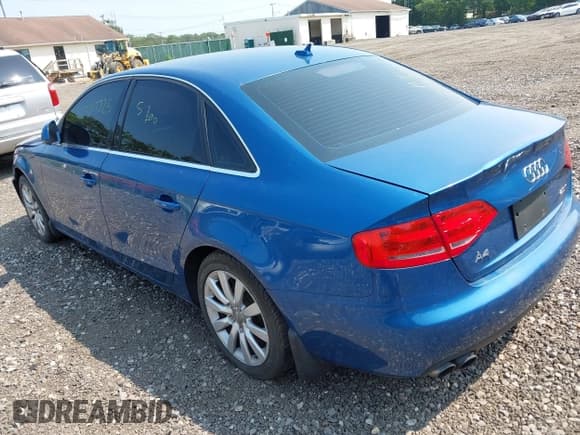 ✅ 2009 Audi A4 Premium Plus • VIN: WAUSF78K79N047142 • Лот: 42910618. Опубликован ранее на IAAI с пробегом Не указан. Бесплатный доступ к архиву аукционных продаж из США и подробный отчёт об истории автомобиля на DreamBid. Изображение 3.