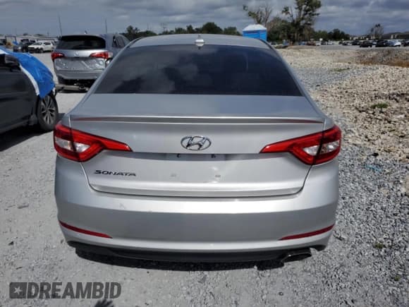 ✅ 2016 Hyundai Sonata SE • VIN: 5NPE24AF3GH407446 • Lot: 85206685. Listed on Copart with 236,887 mi. Free auction sales archive from the USA and detailed vehicle history report at DreamBid. Image 6.