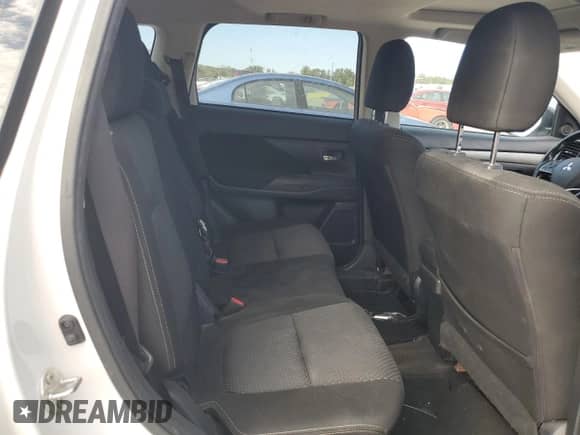 2017 Mitsubishi Outlander SE с VIN JA4AD3A38HZ009078, выставлен на аукционе Copart как лот 85740275 с пробегом 114 859 миль миль и Списание • Salvage title. История ставок и продаж доступна на DreamBid. Изображение 10.