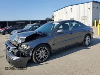 ✅ 2006 Volvo S60 2.4L Turbo • VIN: YV1RS547662536299 • Lot: 41794015. Wystawiony na Copart z przebiegiem Nie podano. Bezpłatny archiwum sprzedaży aukcyjnych z USA i szczegółowy raport historii pojazdu na DreamBid. Zdjęcie 1.