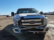 ✅ 2015 Ford F-350 Platinum • VIN: 1FT8W3BT9FEA75463 • Лот: 93686255. Опубликован ранее на Copart с пробегом 171 116 миль. Бесплатный доступ к архиву аукционных продаж из США и подробный отчёт об истории автомобиля на DreamBid. Изображение 13.