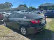 ✅ 2018 Chevrolet Cruze LT • VIN: 1G1BE5SM0J7100110 • Lot: 91317525. Wystawiony na Copart z przebiegiem 120 759 mil mil. Skorzystaj z bezpłatnego archiwum sprzedaży aukcyjnych z USA i zobacz szczegółowy raport historii pojazdu na DreamBid. Zdjęcie 3.