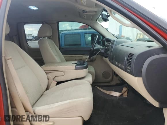 ✅ 2007 Chevrolet Silverado 1500 LTZ • VIN: 2GCEK19J671686951 • Lot: 73701654. Listed on Copart with 218,781 mi. Free auction sales archive from the USA and detailed vehicle history report at DreamBid. Image 7.