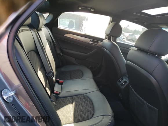 ✅ 2019 Hyundai Sonata SEL • VIN: 5NPE34AF5KH793566 • Lot: 49593053. Listed on Copart with 52,455 mi. Free auction sales archive from the USA and detailed vehicle history report at DreamBid. Image 10.