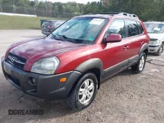 2007 Hyundai Tucson SE with VIN KM8JN72D17U612267, listed as a IAAI auction lot 43409336 with 247,109 mi miles and . Bid and sale history available at DreamBid. Image 2.