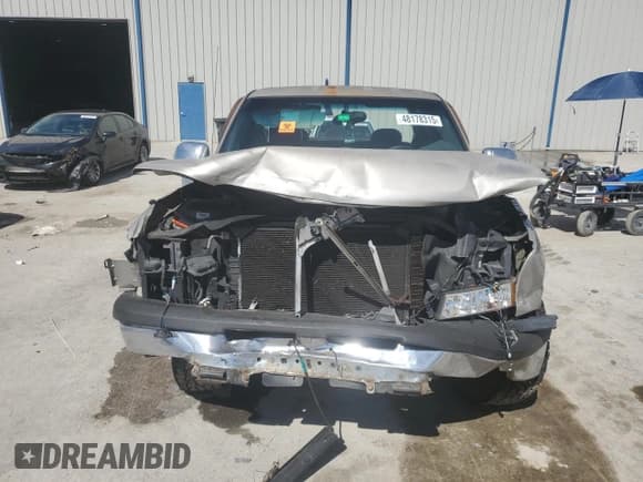 ✅ 2004 Chevrolet Silverado 1500 Work Truck • VIN: 1GCEC19V54E395559 • Лот: 48178315. Опубликован ранее на Copart с пробегом Не указан. Бесплатный доступ к архиву аукционных продаж из США и подробный отчёт об истории автомобиля на DreamBid. Изображение 5.