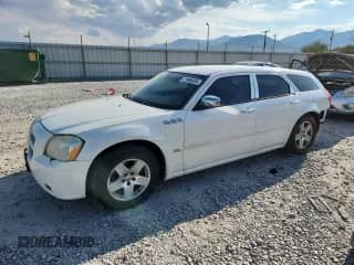 2006 Dodge Magnum с VIN 2D4FV47V16H443107, выставлен на аукционе Copart как лот 71995695 с пробегом 195 304 миль миль и Списание • Salvage title. История ставок и продаж доступна на DreamBid. Изображение 1.
