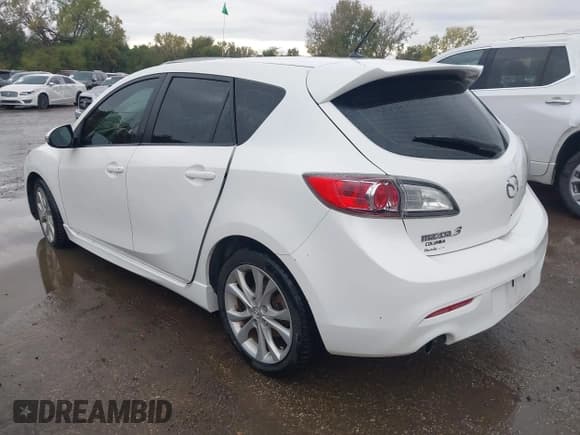 ✅ 2010 Mazda 3 S Sport • VIN: JM1BL1H5XA1190004 • Lot: 43530154. Listed on IAAI with 188,602 mi. Free auction sales archive from the USA and detailed vehicle history report at DreamBid. Image 3.