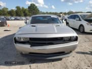 ✅ 2014 Dodge Challenger R/T 100th Anniversary Appearance • VIN: 2C3CDYBT9EH214399 • Lot: 74343754. Wystawiony na Copart z przebiegiem 165 202 mil. Bezpłatny archiwum sprzedaży aukcyjnych z USA i szczegółowy raport historii pojazdu na DreamBid. Zdjęcie 5.