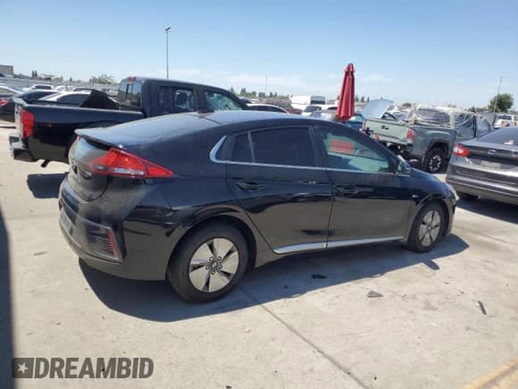 2020 Hyundai Ioniq SE с VIN KMHC75LC0LU213681, выставлен на аукционе Copart как лот 66241174 с пробегом 109 869 миль миль и Списание • Salvage title. История ставок и продаж доступна на DreamBid. Изображение 3.
