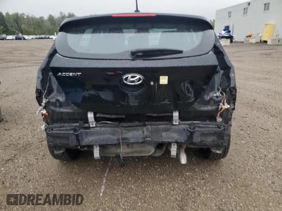 ✅ 2015 Hyundai Accent GS • VIN: KMHCT5AE1FU204024 • Lot: 80842995. Wystawiony na Copart z przebiegiem 92 448 mil. Bezpłatny archiwum sprzedaży aukcyjnych z USA i szczegółowy raport historii pojazdu na DreamBid. Zdjęcie 6.