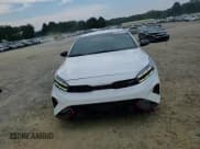 ✅ 2023 Kia Forte GT • VIN: 3KPF44AC3PE530656 • Lot: 81526125. Wystawiony na Copart z przebiegiem 30 309 mil. Bezpłatny archiwum sprzedaży aukcyjnych z USA i szczegółowy raport historii pojazdu na DreamBid. Zdjęcie 13.