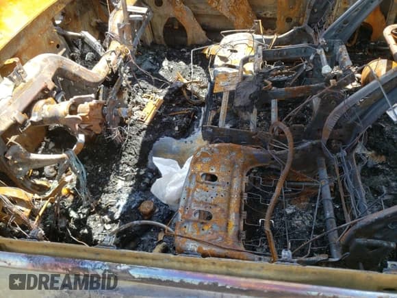 ✅ 2018 Chevrolet Silverado 1500 Work Truck • VIN: 1GCRCNECXJZ135093 • Лот: 63622154. Опубликован ранее на Copart с пробегом Не указан. Бесплатный доступ к архиву аукционных продаж из США и подробный отчёт об истории автомобиля на DreamBid. Изображение 7.