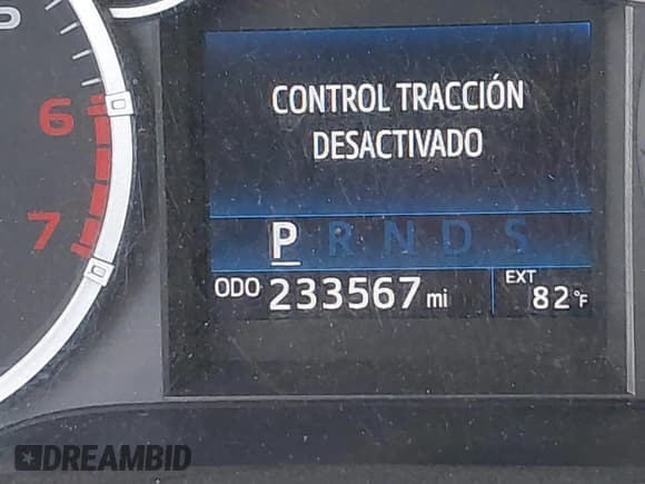 ✅ 2015 Toyota Tundra SR5 • VIN: 5TFRY5F15FX177849 • Lot: 41912719. Wystawiony na IAAI z przebiegiem 233 567 mil. Bezpłatny archiwum sprzedaży aukcyjnych z USA i szczegółowy raport historii pojazdu na DreamBid. Zdjęcie 16.