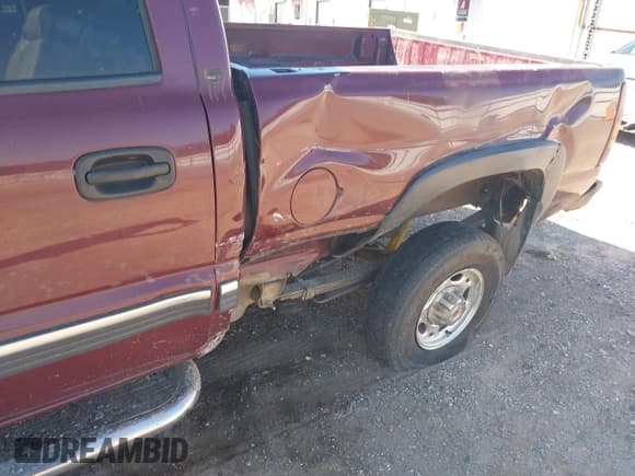 ✅ 2002 Chevrolet Silverado 2500HD LS • VIN: 1GCHC23U32F120105 • Лот: 43413786. Опубликован ранее на IAAI с пробегом 246 321 миль. Бесплатный доступ к архиву аукционных продаж из США и подробный отчёт об истории автомобиля на DreamBid. Изображение 12.