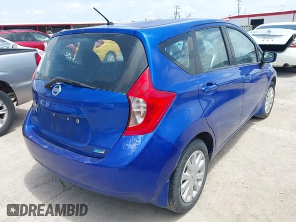 ✅ 2015 Nissan Note S Plus • VIN: 3N1CE2CP8FL358531 • Lot: 42449215. Wystawiony na IAAI z przebiegiem 121 078 mil. Bezpłatny archiwum sprzedaży aukcyjnych z USA i szczegółowy raport historii pojazdu na DreamBid. Zdjęcie 4.
