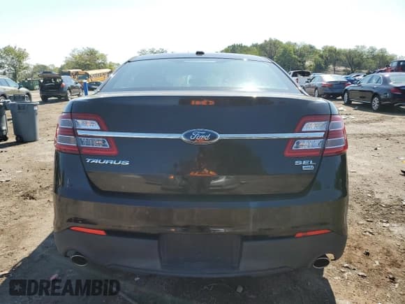 ✅ 2013 Ford Taurus SEL • VIN: 1FAHP2H83DG206937 • Лот: 80349645. Опубликован ранее на Copart с пробегом 101 787 миль. Бесплатный доступ к архиву аукционных продаж из США и подробный отчёт об истории автомобиля на DreamBid. Изображение 6.