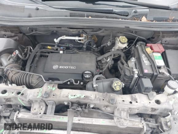 ✅ 2015 Buick Encore • VIN: KL4CJESB7FB093046 • Lot: 42338428. Wystawiony na IAAI z przebiegiem 117 558 mil. Bezpłatny archiwum sprzedaży aukcyjnych z USA i szczegółowy raport historii pojazdu na DreamBid. Zdjęcie 10.