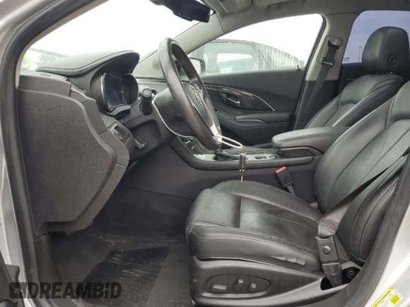 ✅ 2016 Buick LaCrosse Leather • VIN: 1G4GB5G35GF114455 • Лот: 91104155. Опубликован ранее на Copart с пробегом 120 070 миль. Бесплатный доступ к архиву аукционных продаж из США и подробный отчёт об истории автомобиля на DreamBid. Изображение 7.