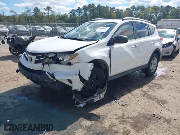 ✅ 2014 Toyota RAV4 LE • VIN: JTMBFREV5ED076491 • Лот: 43394972. Опубликован ранее на IAAI с пробегом 179 884 миль. Бесплатный доступ к архиву аукционных продаж из США и подробный отчёт об истории автомобиля на DreamBid. Изображение 17.