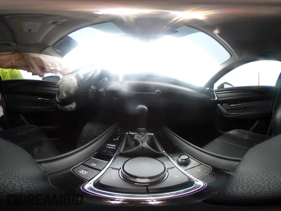 ✅ 2023 Mazda CX-50 S Premium Plus • VIN: 7MMVABEMXPN104518 • Lot: 42184893. Wystawiony na IAAI z przebiegiem 61 991 mil. Bezpłatny archiwum sprzedaży aukcyjnych z USA i szczegółowy raport historii pojazdu na DreamBid. Zdjęcie 18.