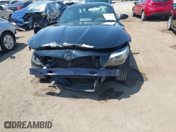 ✅ 2011 BMW Z4 sDrive30i • VIN: WBALM5C50BE378084 • Lot: 42595424. Listed on IAAI with Not provided. Free auction sales archive from the USA and detailed vehicle history report at DreamBid. Image 6.