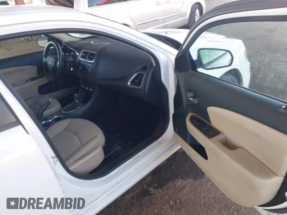 ✅ 2014 Dodge Avenger SE • VIN: 1C3CDZAG9EN220608 • Lot: 43577478. Listed on IAAI with 126,351 mi. Free auction sales archive from the USA and detailed vehicle history report at DreamBid. Image 5.