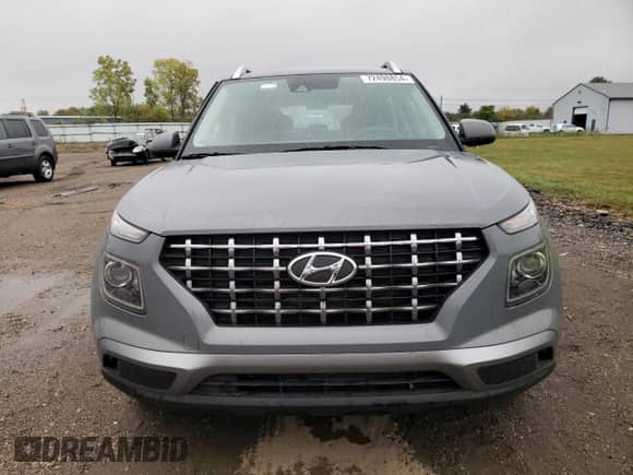 2022 Hyundai Venue SEL with VIN KMHRC8A33NU194069, listed as a Copart auction lot 72498854 with 17,268 mi miles and Salvage title. Bid and sale history available at DreamBid. Image 5.