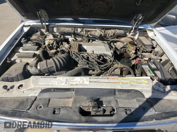 ✅ 1997 Ford Explorer XLT • VIN: 1FMDU32P8VZC08904 • Lot: 78166244. Listed on Copart with 232,404 mi. Free auction sales archive from the USA and detailed vehicle history report at DreamBid. Image 13.