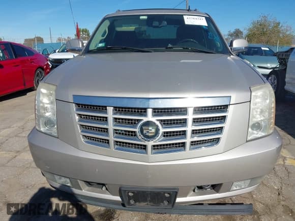 ✅ 2007 Cadillac Escalade EXT • VIN: 3GYFK62847G157394 • Лот: 43784343. Опубликован ранее на IAAI с пробегом 167 316 миль. Бесплатный доступ к архиву аукционных продаж из США и подробный отчёт об истории автомобиля на DreamBid. Изображение 6.