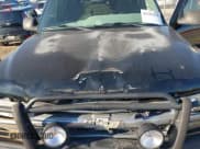 ✅ 2001 Chevrolet Suburban LS • VIN: 3GNEC16T61G284128 • Лот: 41102555. Опубликован ранее на IAAI с пробегом 198 323 миль. Бесплатный доступ к архиву аукционных продаж из США и подробный отчёт об истории автомобиля на DreamBid. Изображение 10.