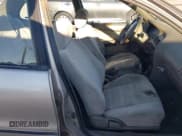 ✅ 1995 Chevrolet Prizm • VIN: 1Y1SK5283SZ021860 • Lot: 43917334. Wystawiony na IAAI z przebiegiem 242 285 mil. Bezpłatny archiwum sprzedaży aukcyjnych z USA i szczegółowy raport historii pojazdu na DreamBid. Zdjęcie 5.