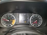 ✅ 2018 Jeep Renegade Altitude • VIN: ZACCJBBB3JPH59824 • Лот: 59996085. Опубликован ранее на Copart с пробегом 112 222 миль. Бесплатный доступ к архиву аукционных продаж из США и подробный отчёт об истории автомобиля на DreamBid. Изображение 9.