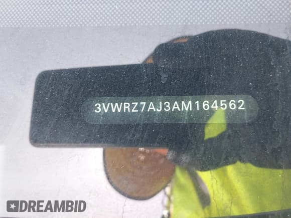 ✅ 2010 Volkswagen Jetta Limited Edition • VIN: 3VWRZ7AJ3AM164562 • Lot: 42498815. Listed on IAAI with 202,324 mi. Free auction sales archive from the USA and detailed vehicle history report at DreamBid. Image 9.