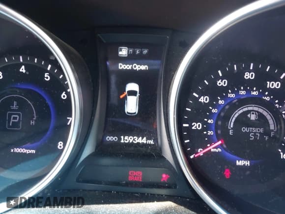 ✅ 2013 Hyundai Santa Fe Sport • VIN: 5XYZU3LB7DG123286 • Лот: 39106839. Опубликован ранее на IAAI с пробегом 159 344 миль. Бесплатный доступ к архиву аукционных продаж из США и подробный отчёт об истории автомобиля на DreamBid. Изображение 15.