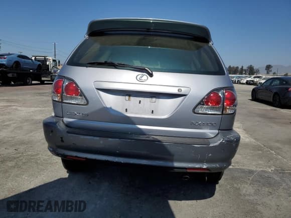 ✅ 2003 Lexus RX 300 • VIN: JTJGF10U030163156 • Лот: 80735185. Опубликован ранее на Copart с пробегом 137 504 миль. Бесплатный доступ к архиву аукционных продаж из США и подробный отчёт об истории автомобиля на DreamBid. Изображение 6.