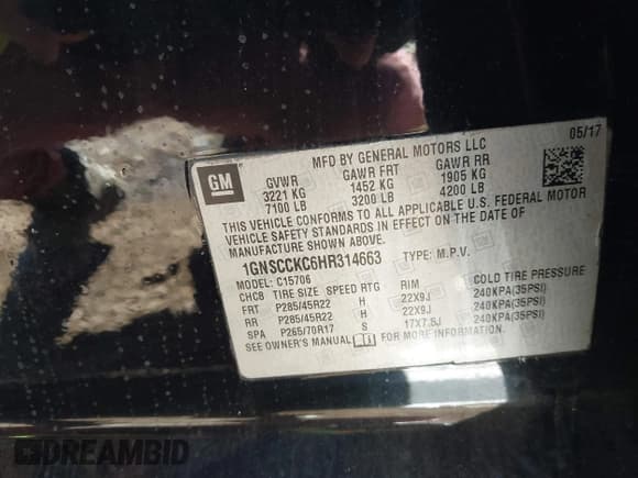 ✅ 2017 Chevrolet Tahoe Premier • VIN: 1GNSCCKC6HR314663 • Lot: 43485401. Wystawiony na IAAI z przebiegiem 93 046 mil. Bezpłatny archiwum sprzedaży aukcyjnych z USA i szczegółowy raport historii pojazdu na DreamBid. Zdjęcie 9.