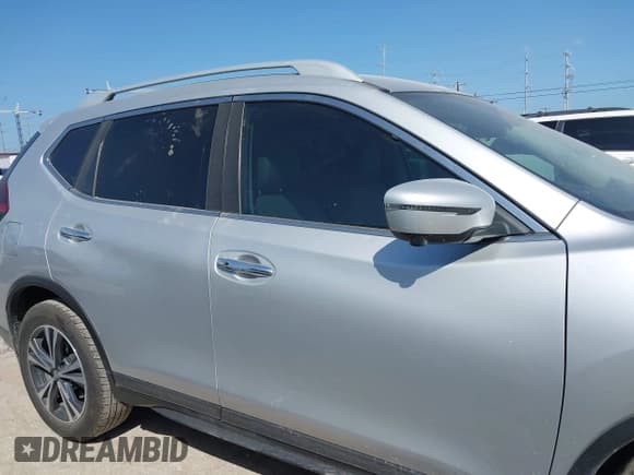 ✅ 2019 Nissan Rogue S • VIN: 5N1AT2MT0KC791073 • Lot: 42510416. Listed on IAAI with 55,913 mi. Free auction sales archive from the USA and detailed vehicle history report at DreamBid. Image 13.
