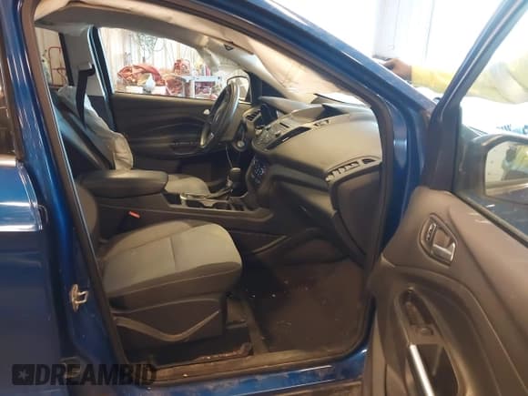 ✅ 2017 Ford Escape SE • VIN: 1FMCU0GD6HUB14787 • Lot: 43629650. Listed on IAAI with 143,286 mi. Free auction sales archive from the USA and detailed vehicle history report at DreamBid. Image 5.