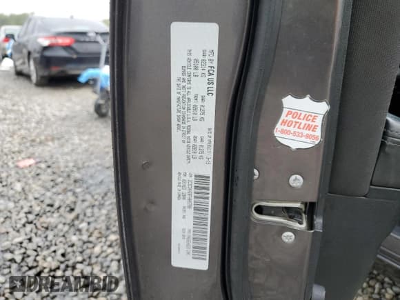 ✅ 2015 Dodge Charger SXT • VIN: 2C3CDXHG9FH805788 • Лот: 90139025. Опубликован ранее на Copart с пробегом 179 401 миль. Бесплатный доступ к архиву аукционных продаж из США и подробный отчёт об истории автомобиля на DreamBid. Изображение 12.