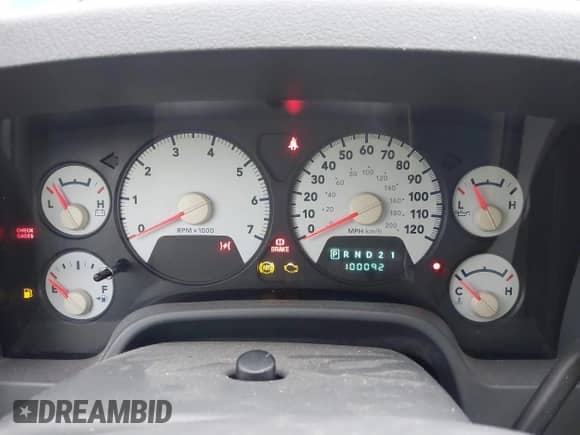 2007 Dodge 1500 SLT with VIN 1D7HU16297J514784, listed as a IAAI auction lot 41785504 with 100,092 mi miles and . Bid and sale history available at DreamBid. Image 7.