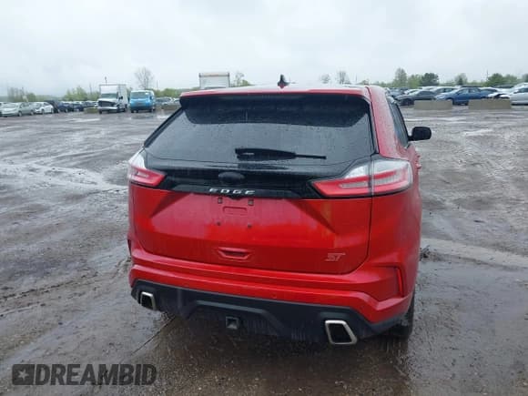 ✅ 2022 Ford Edge ST • VIN: 2FMPK4AP2NBA70287 • Lot: 42199012. Wystawiony na IAAI z przebiegiem 58 069 mil. Bezpłatny archiwum sprzedaży aukcyjnych z USA i szczegółowy raport historii pojazdu na DreamBid. Zdjęcie 16.