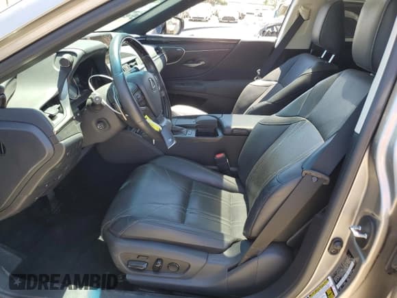 ✅ 2021 Lexus ES 300h Luxury • VIN: 58AEA1C14MU004889 • Lot: 63343775. Wystawiony na Copart z przebiegiem 39 971 mil. Bezpłatny archiwum sprzedaży aukcyjnych z USA i szczegółowy raport historii pojazdu na DreamBid. Zdjęcie 7.