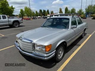 ✅ 1977 Mercedes-Benz 280 • VIN: 11602412103123 • Лот: 64519565. Опубликован ранее на Copart с пробегом 182 519 миль. Бесплатный доступ к архиву аукционных продаж из США и подробный отчёт об истории автомобиля на DreamBid. Изображение 2.