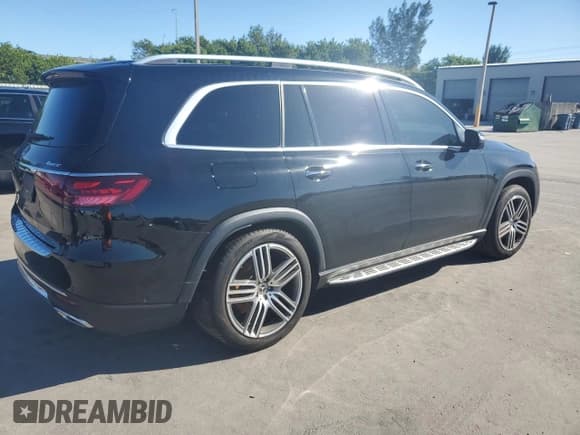 ✅ 2024 Mercedes-Benz GLS 450 • VIN: 4JGFF5KE9RB084010 • Lot: 83999235. Listed on Copart with 21,712 mi. Free auction sales archive from the USA and detailed vehicle history report at DreamBid. Image 3.